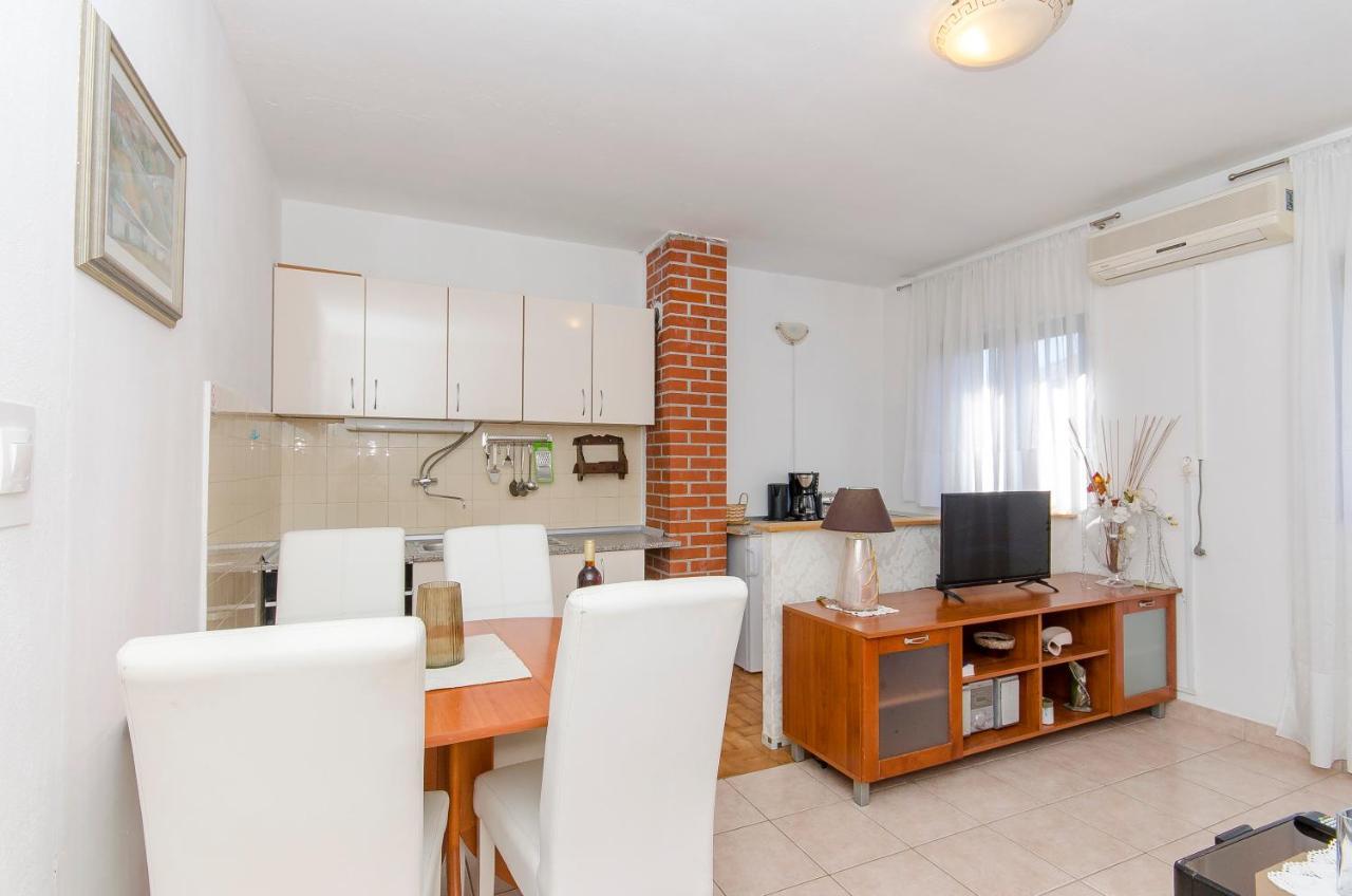 Apartments Derado Супетар Экстерьер фото