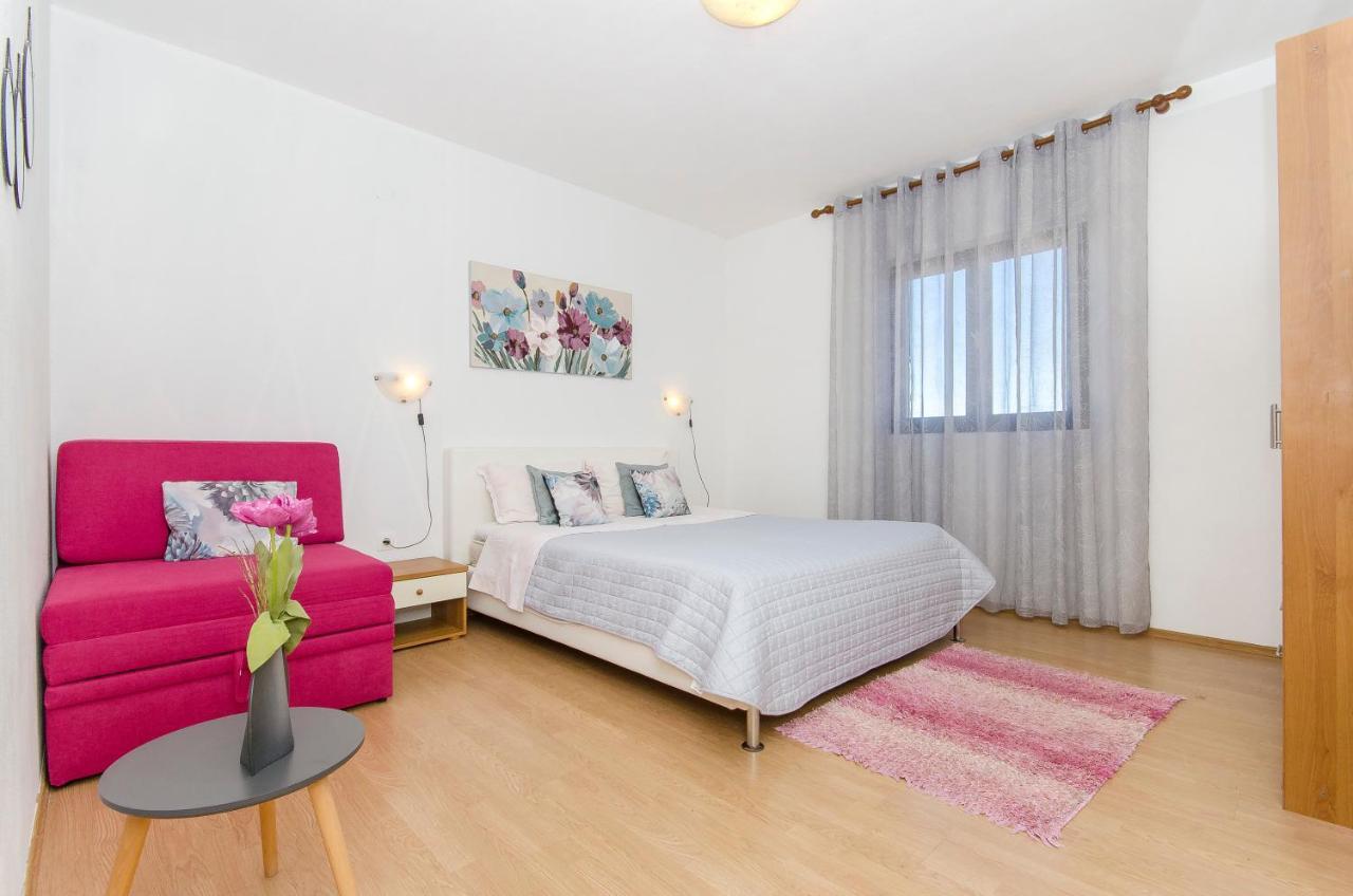 Apartments Derado Супетар Экстерьер фото